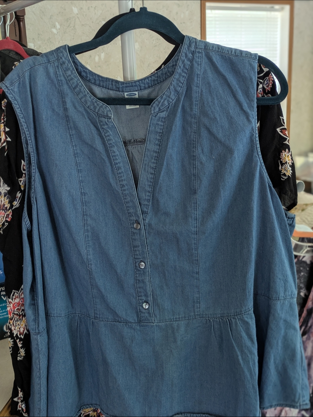 Old Navy Denim-Style Sleeveless Blue Peplum Blouse